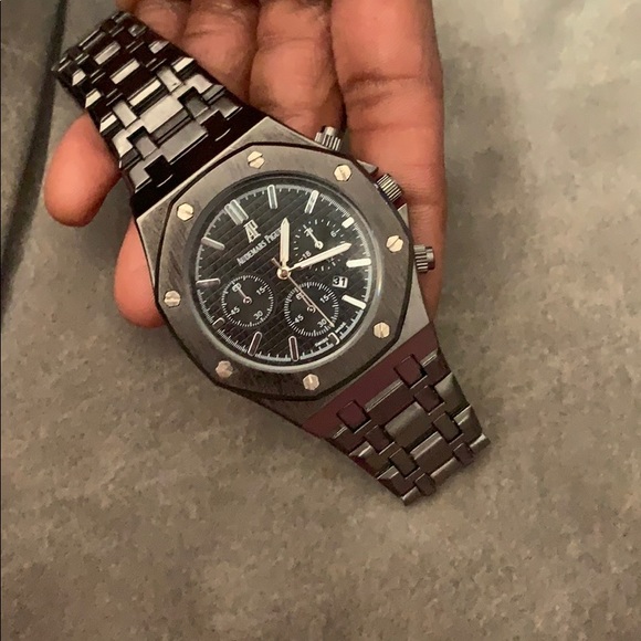 AUDEMARS PIGUET - Picture 2 of 2